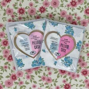 Jaybee New in Package Set of 2 VTG 100% Cotton White Blue Floral Pillowcases